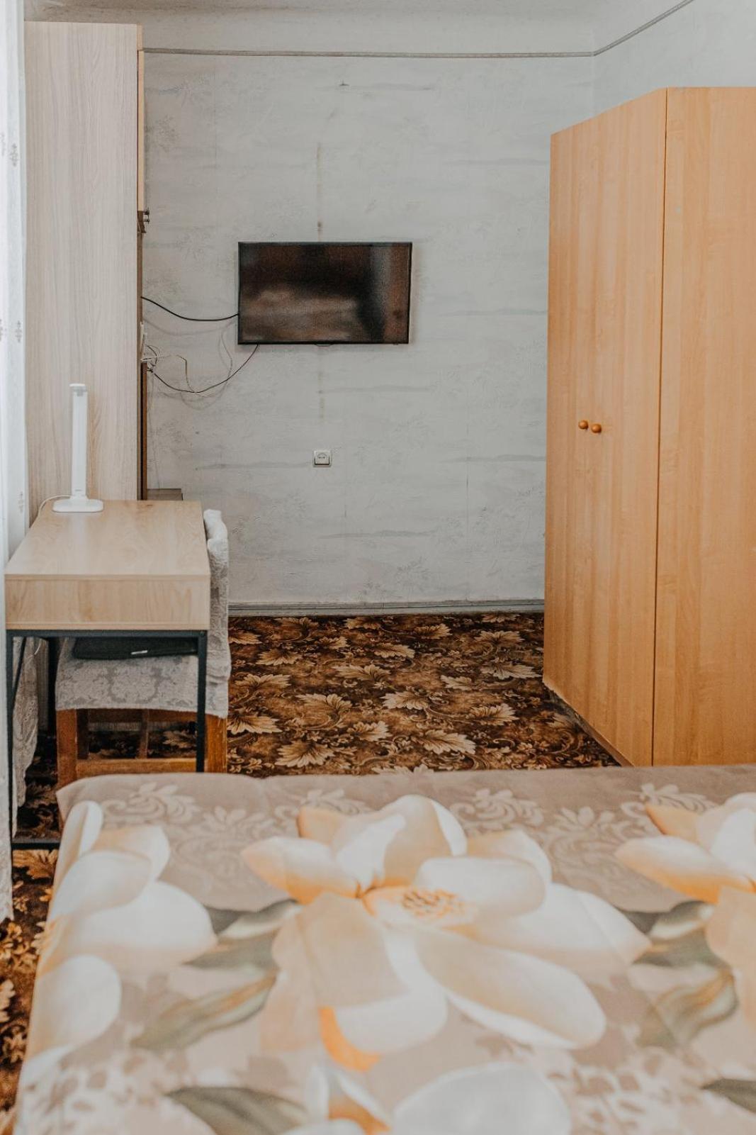 Comfortable Apartments On Hrushevskogo Street Near 16 City Hospital Dnipro Exteriör bild